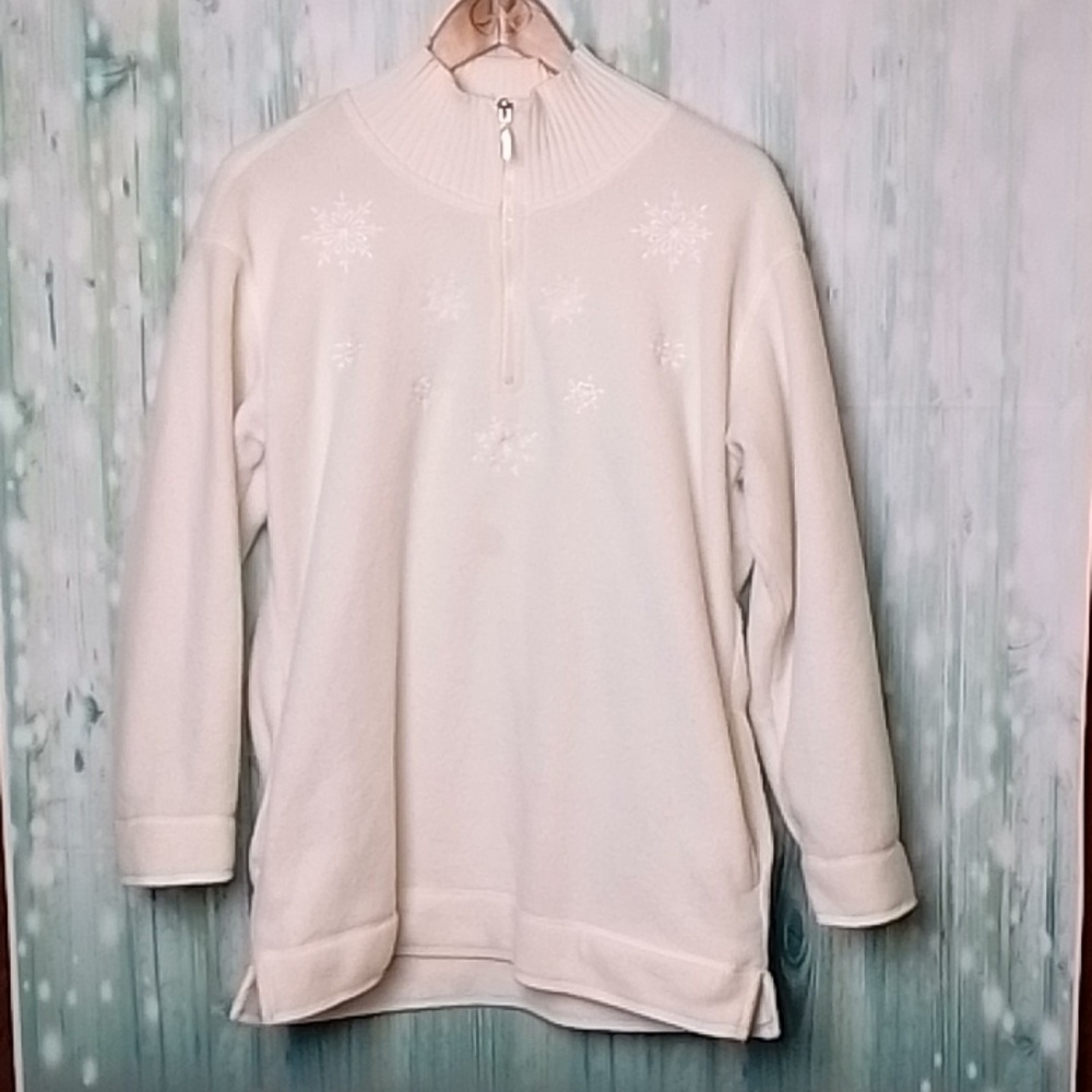 Catalina white fleece & snow flakes 1/4 zip pull over sweater with pocke…